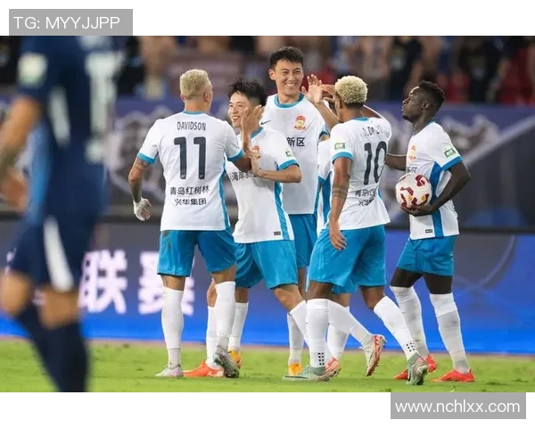 武汉足球队逆袭之路揭秘大满贯特别报道展现拼搏精神与团队荣耀