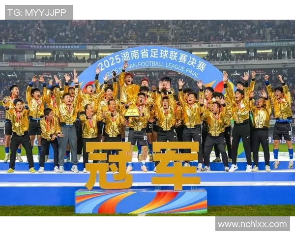 权健足球队在最新比赛中展现出色表现力争联赛佳绩再创辉煌